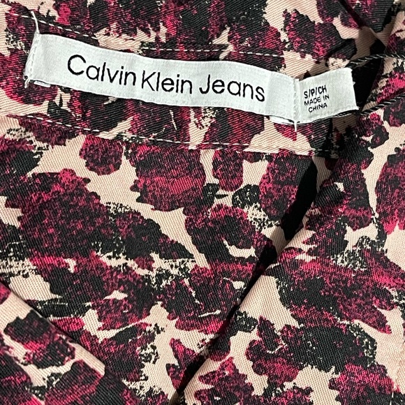 Calvin Klein Jeans Women's Animal Print Shirt Small, Long Sleeve | New - Picture 15 of 15